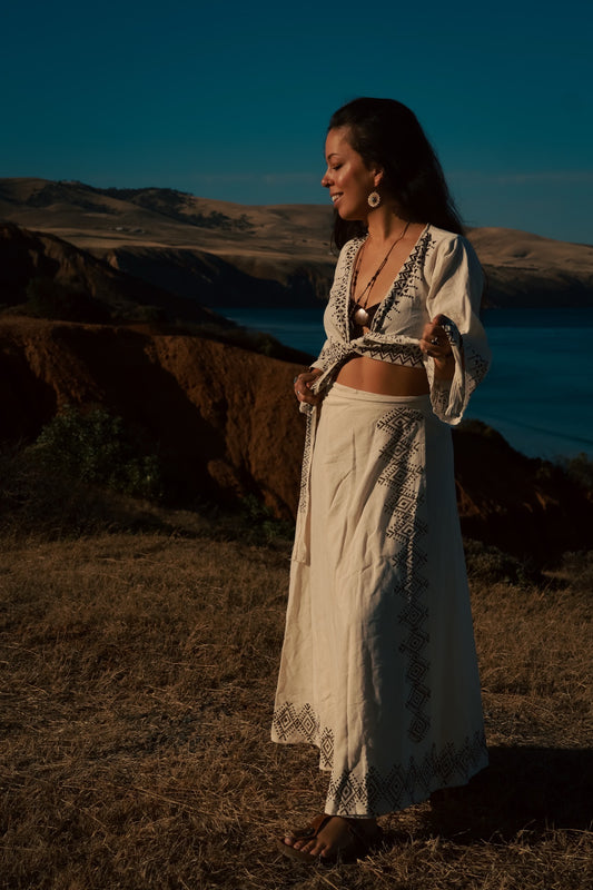 Nomad Wrap Skirt - white