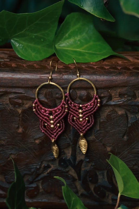 Teardrop Maroon macrame earrings