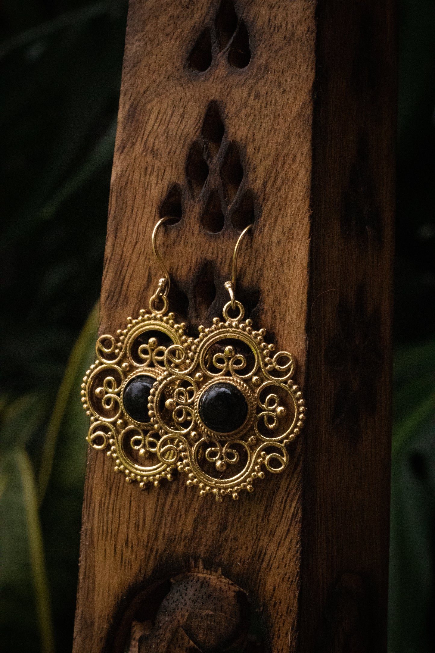 Brass Earring - Onyx
