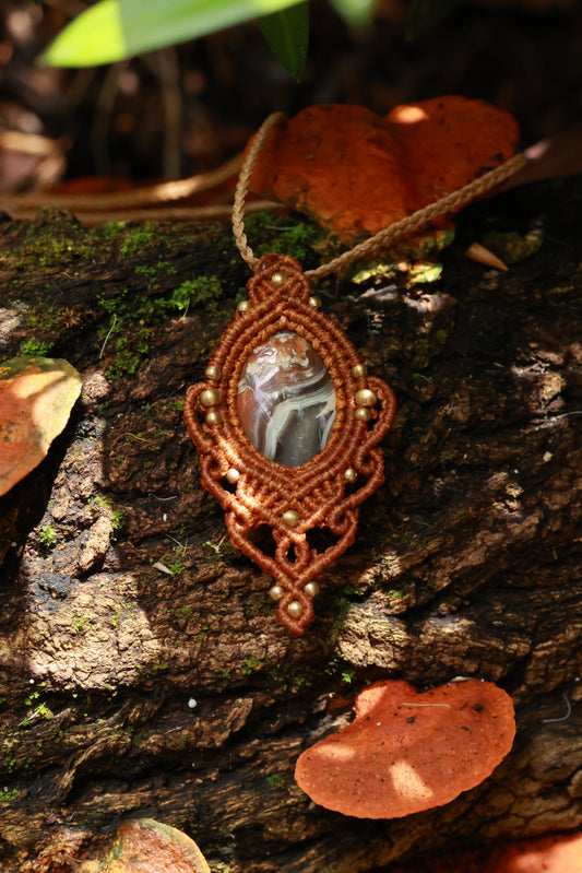 Carlenian macrame pendant