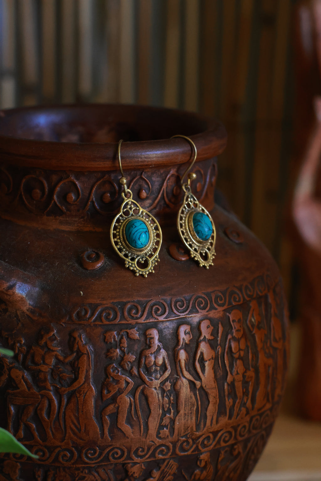 Brass earrings - Large oval