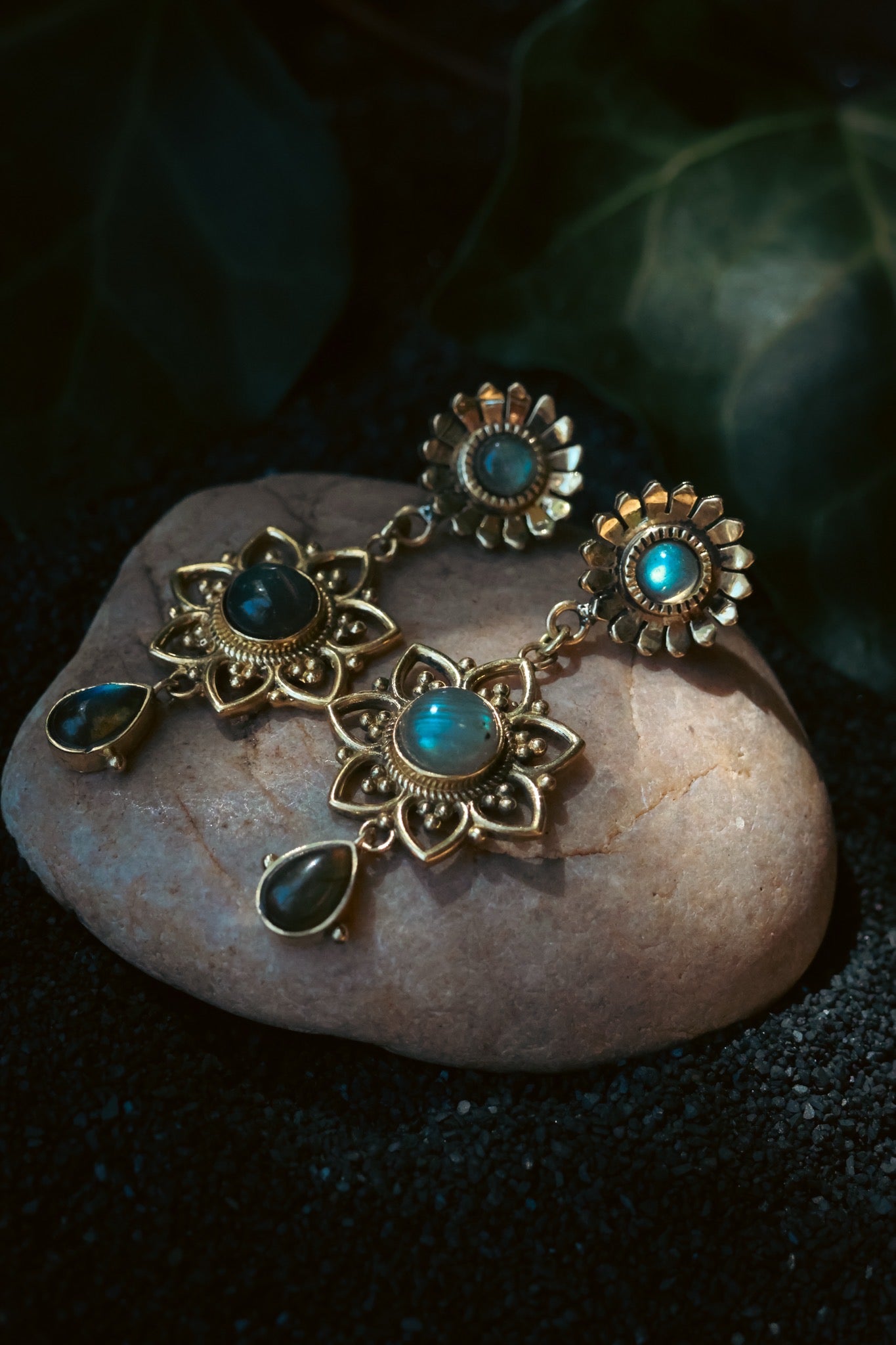 Brass Earrings - Sunflower - Labradorite