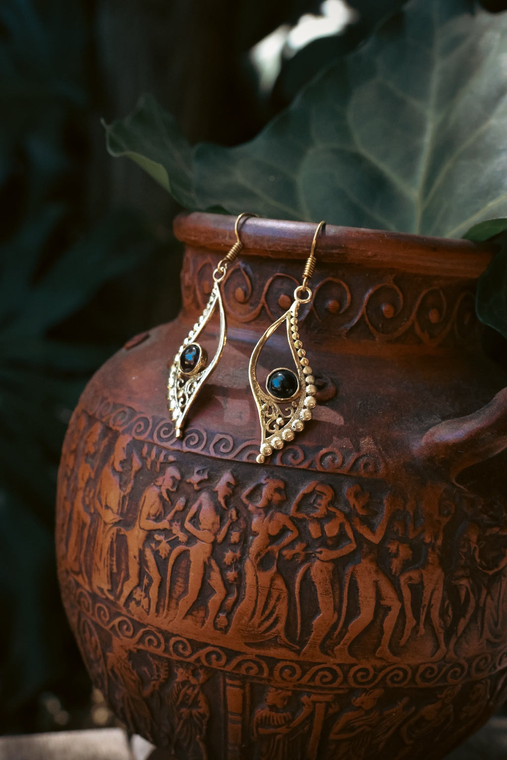 Brass Earrings - Crescent leaf - Quartz