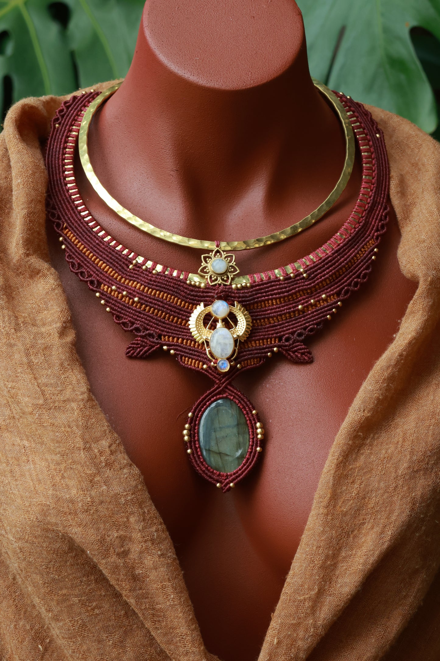 Labradorite Goddess Moonstone Choker