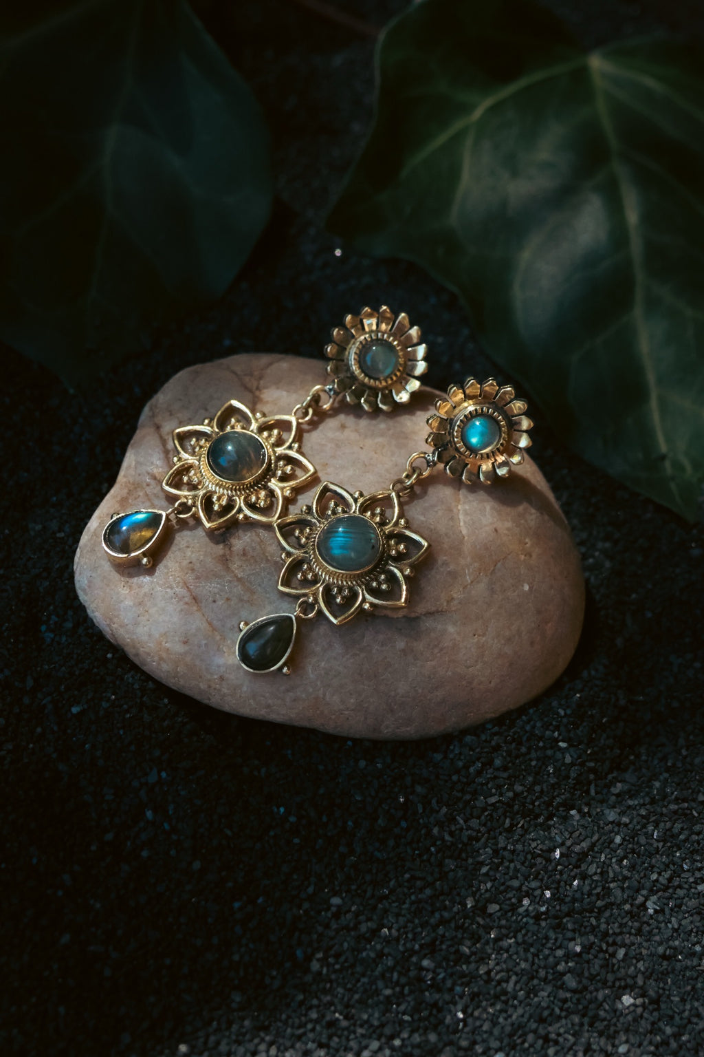 Brass Earrings - Sunflower - Labradorite