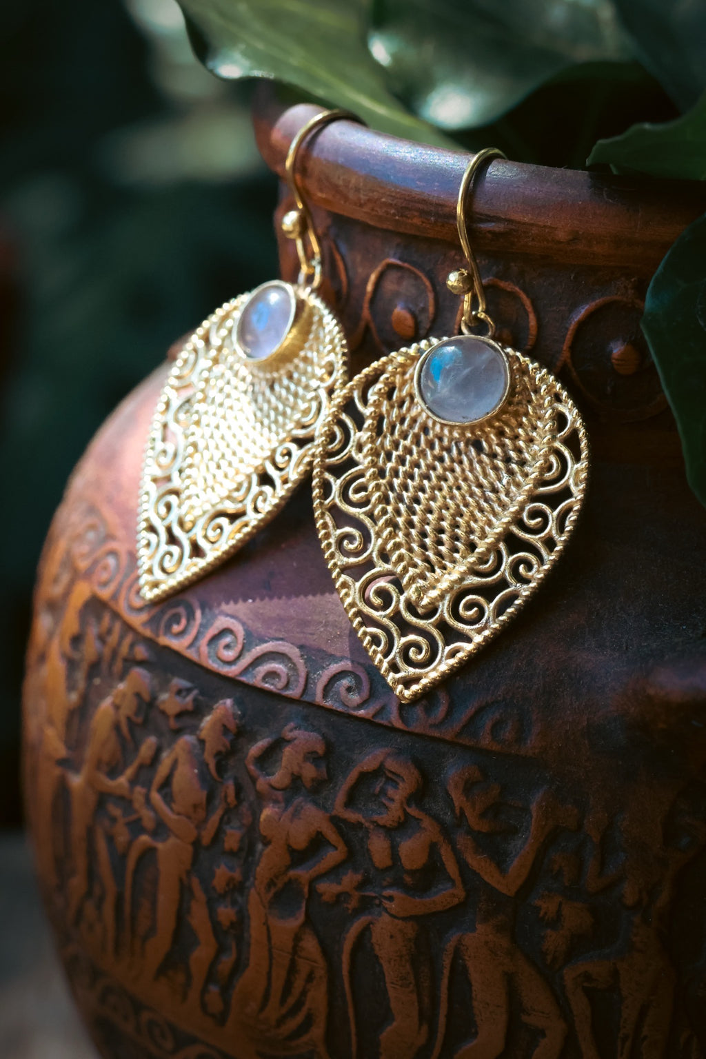 Brass Earrings - Leaf - Quartz