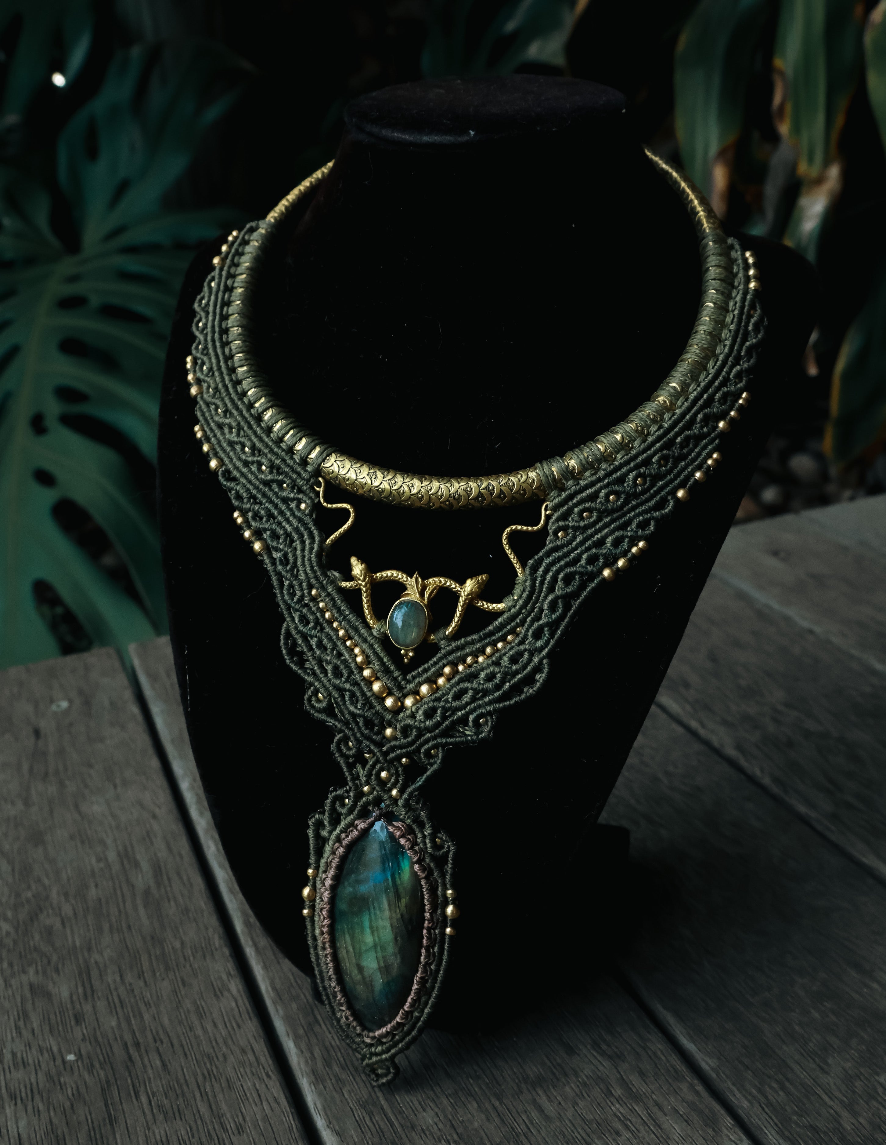 Green Medusa necklace