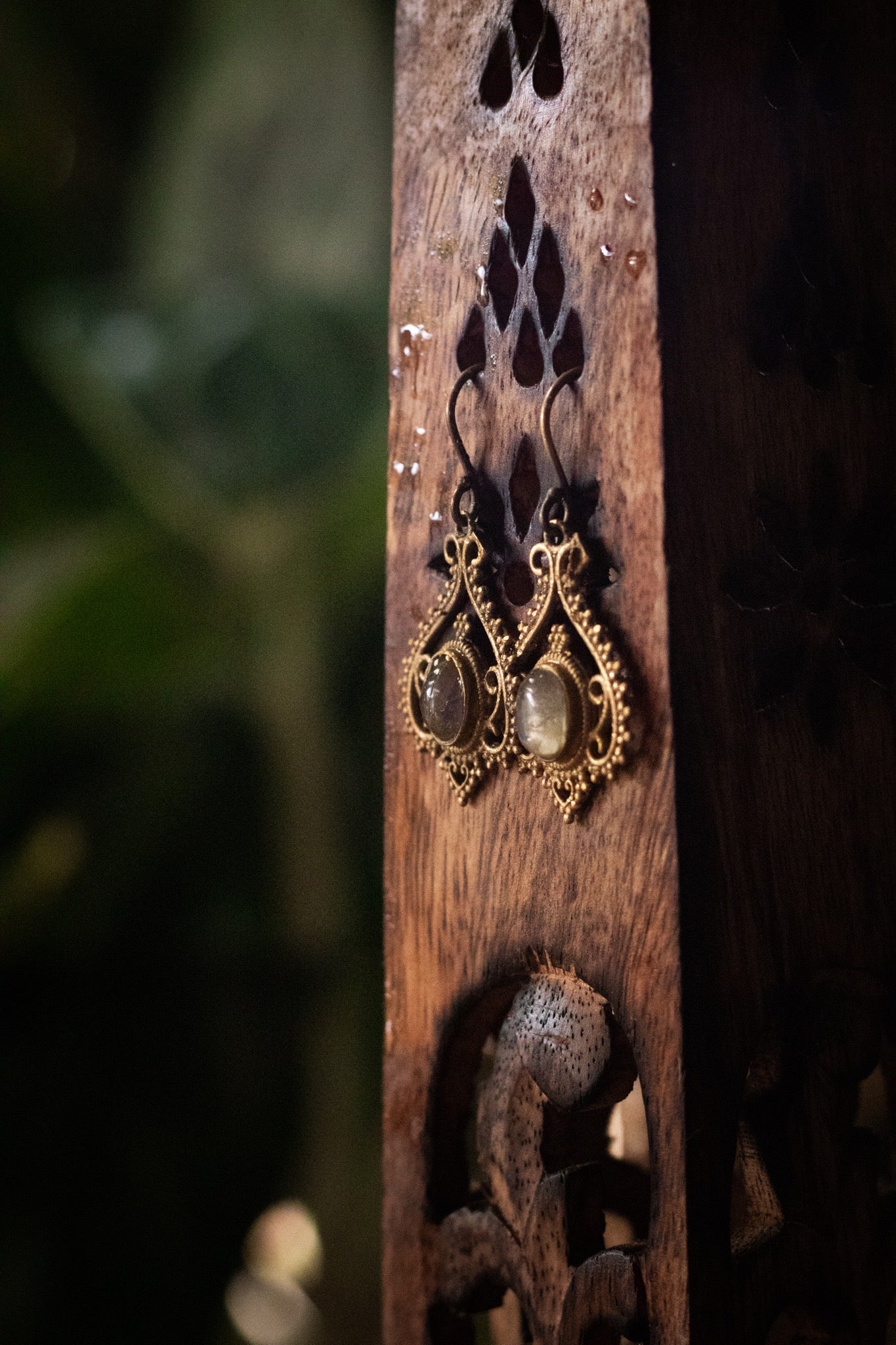 Brass earring - labradorite