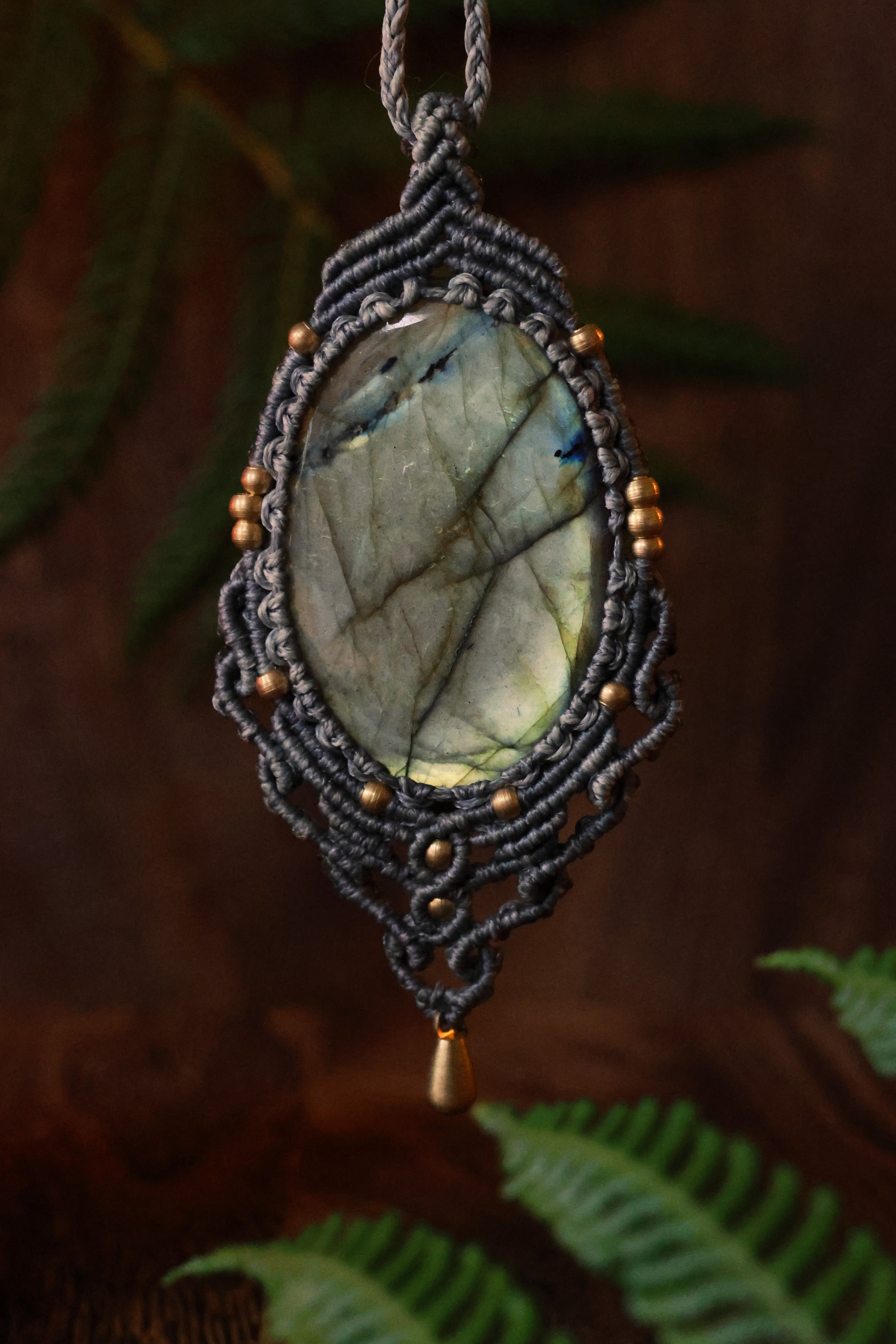 Labradorite pendant