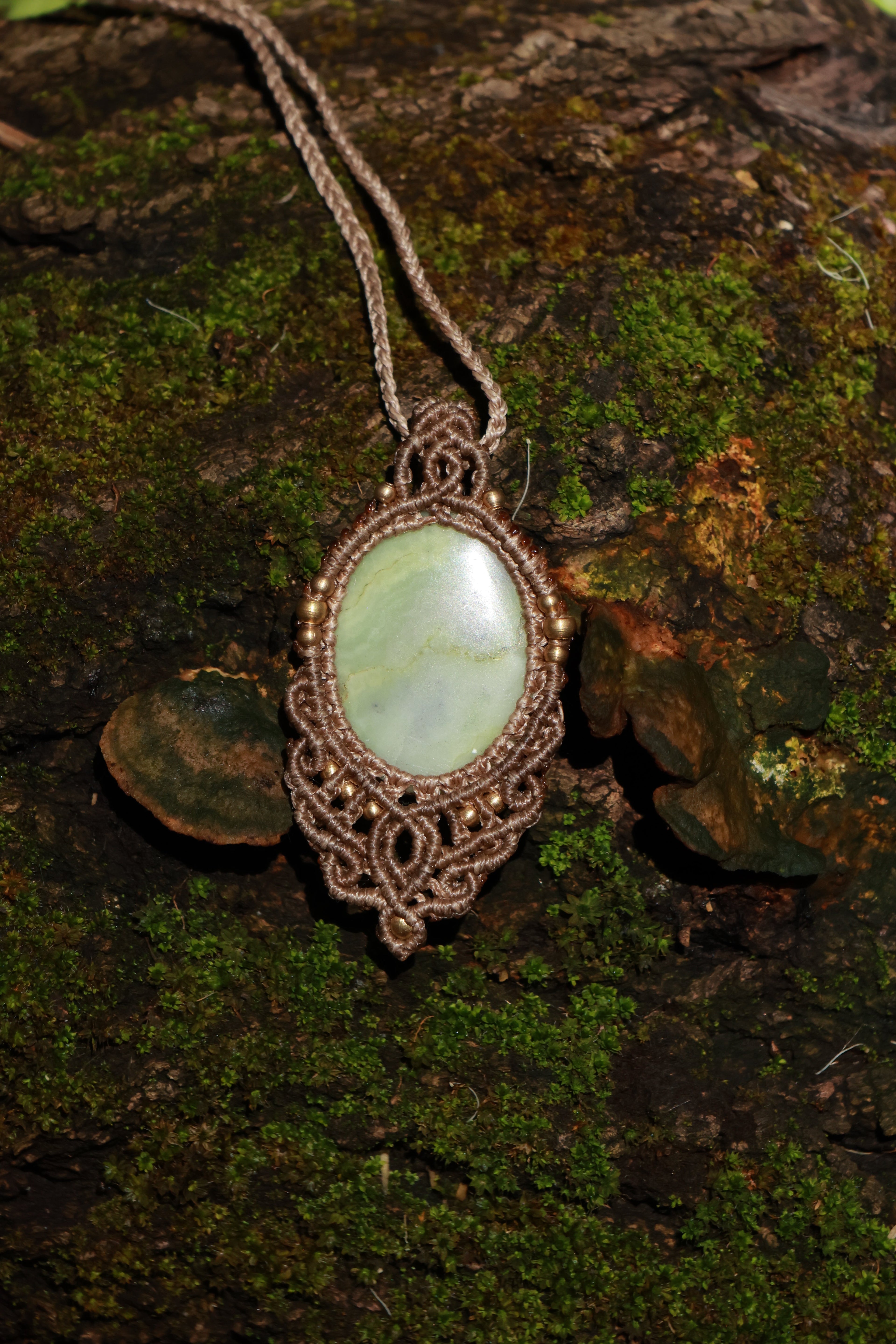 Serpentine macrame necklace